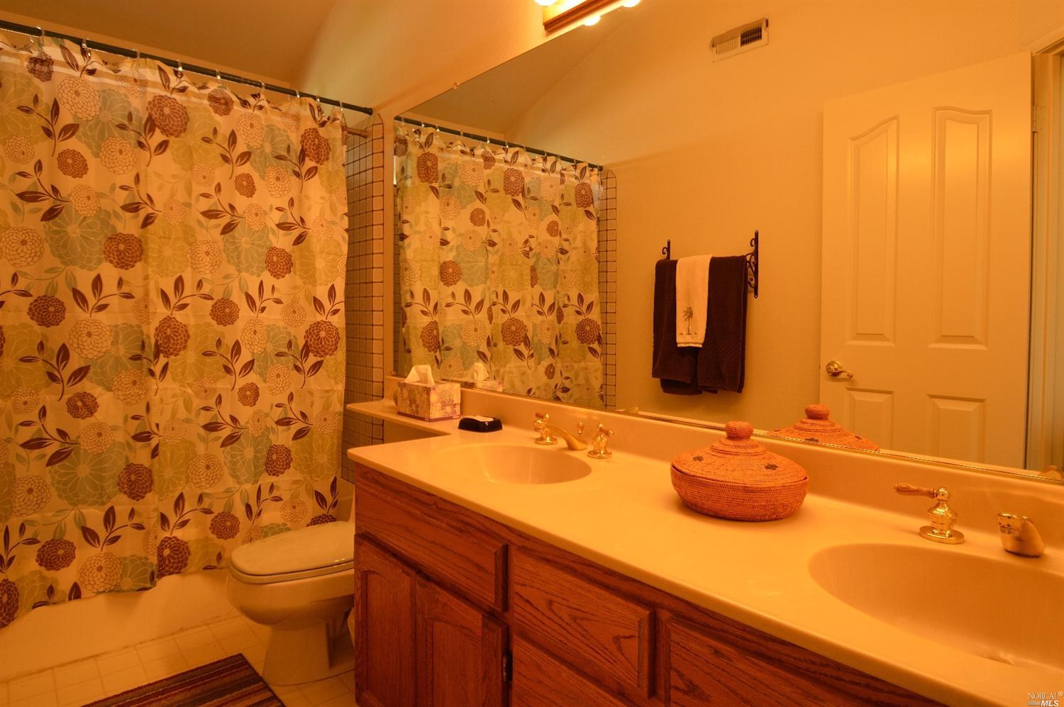 218 Lea St, Windsor, CA 95492 photo 25