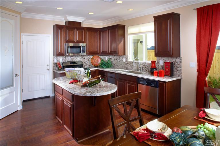 613 Embassy Cir, Vacaville, CA 95688 photo 9