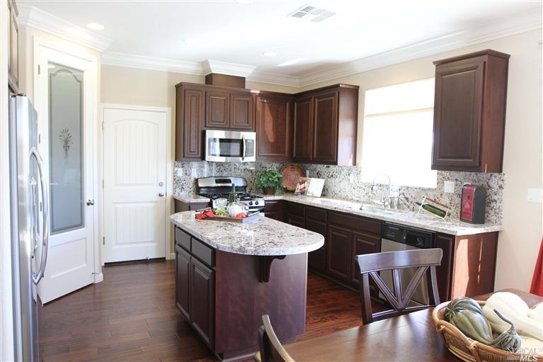 613 Embassy Cir, Vacaville, CA 95688 photo 12