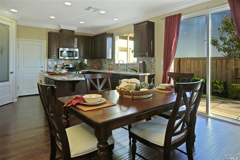 613 Embassy Cir, Vacaville, CA 95688 photo 7