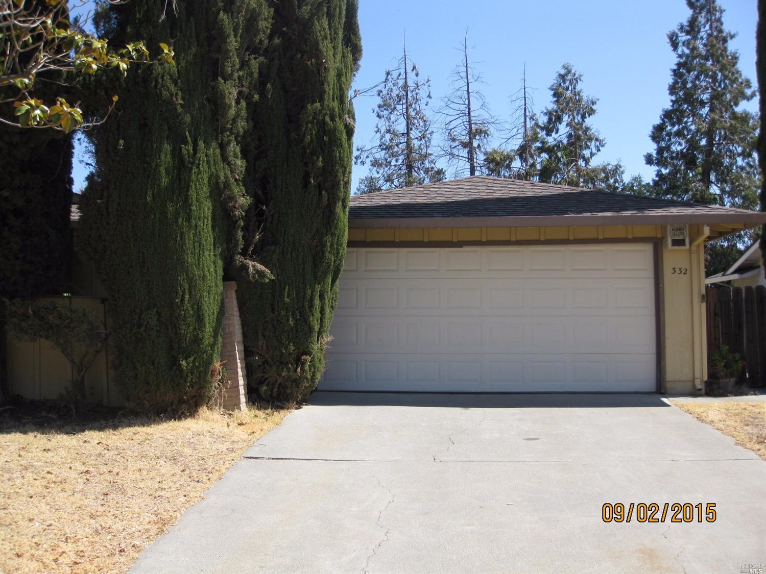 332 Gardenia Cir, Fairfield, CA 94533 photo 2