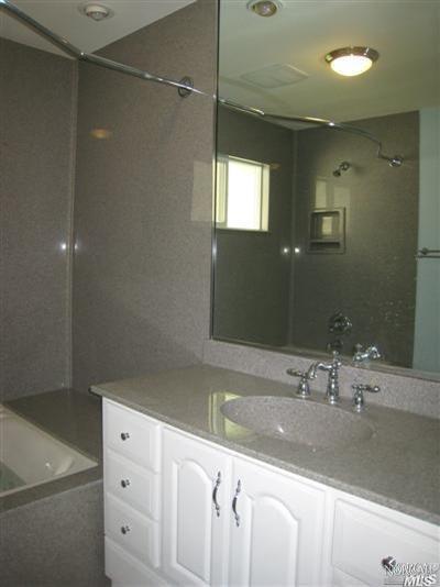 239 Manhattan Dr, Vallejo, CA 94591 photo 8