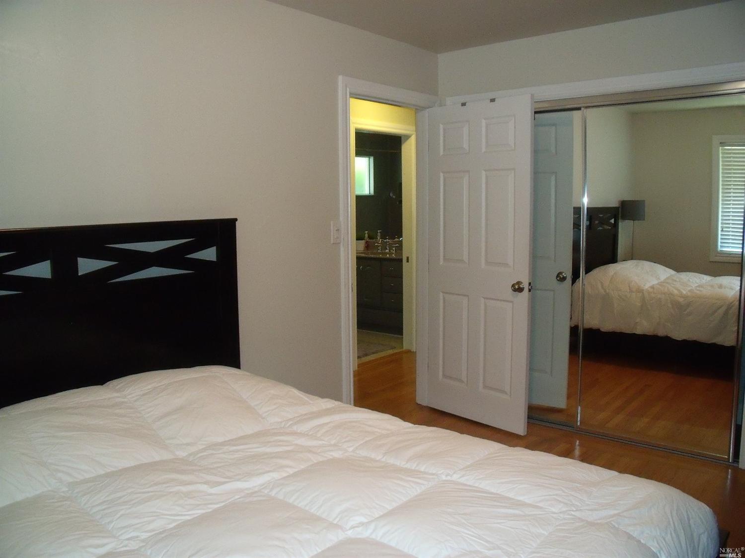 239 Manhattan Dr, Vallejo, CA 94591 photo 10