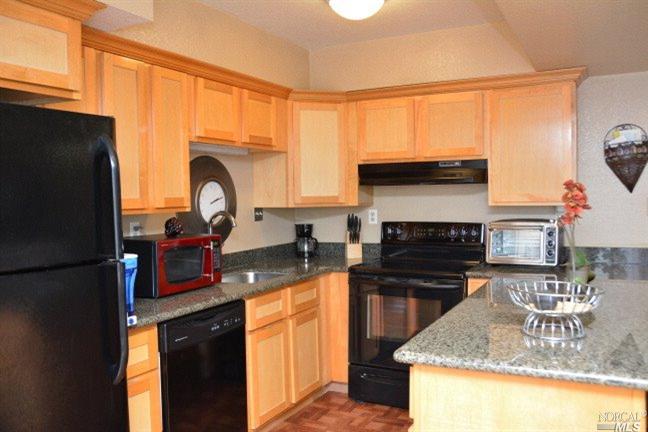 11 George St, Cotati, CA 94931 photo 2