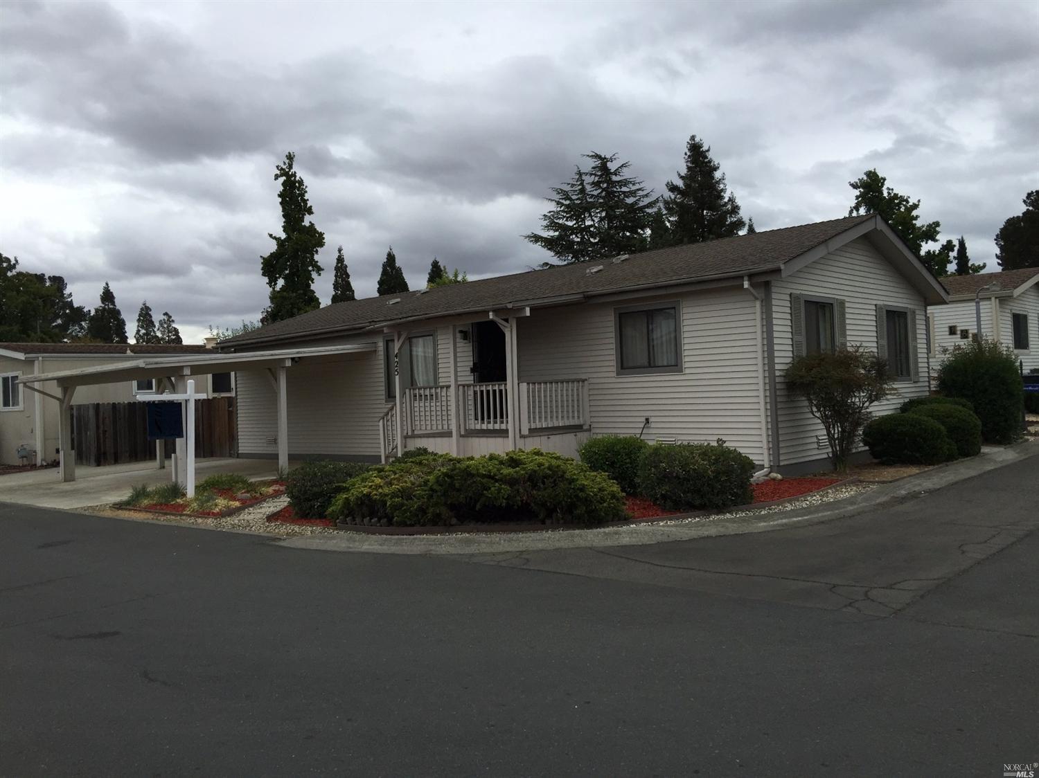 425 Rock River Dr, Vallejo, CA 94589 photo 1