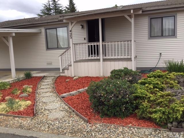 425 Rock River Dr, Vallejo, CA 94589 photo 2