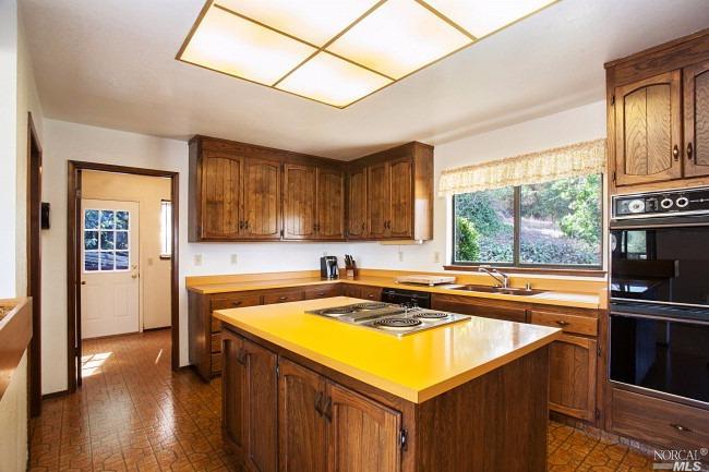 8620 Oak Cir, Cotati, CA 94931 photo 6