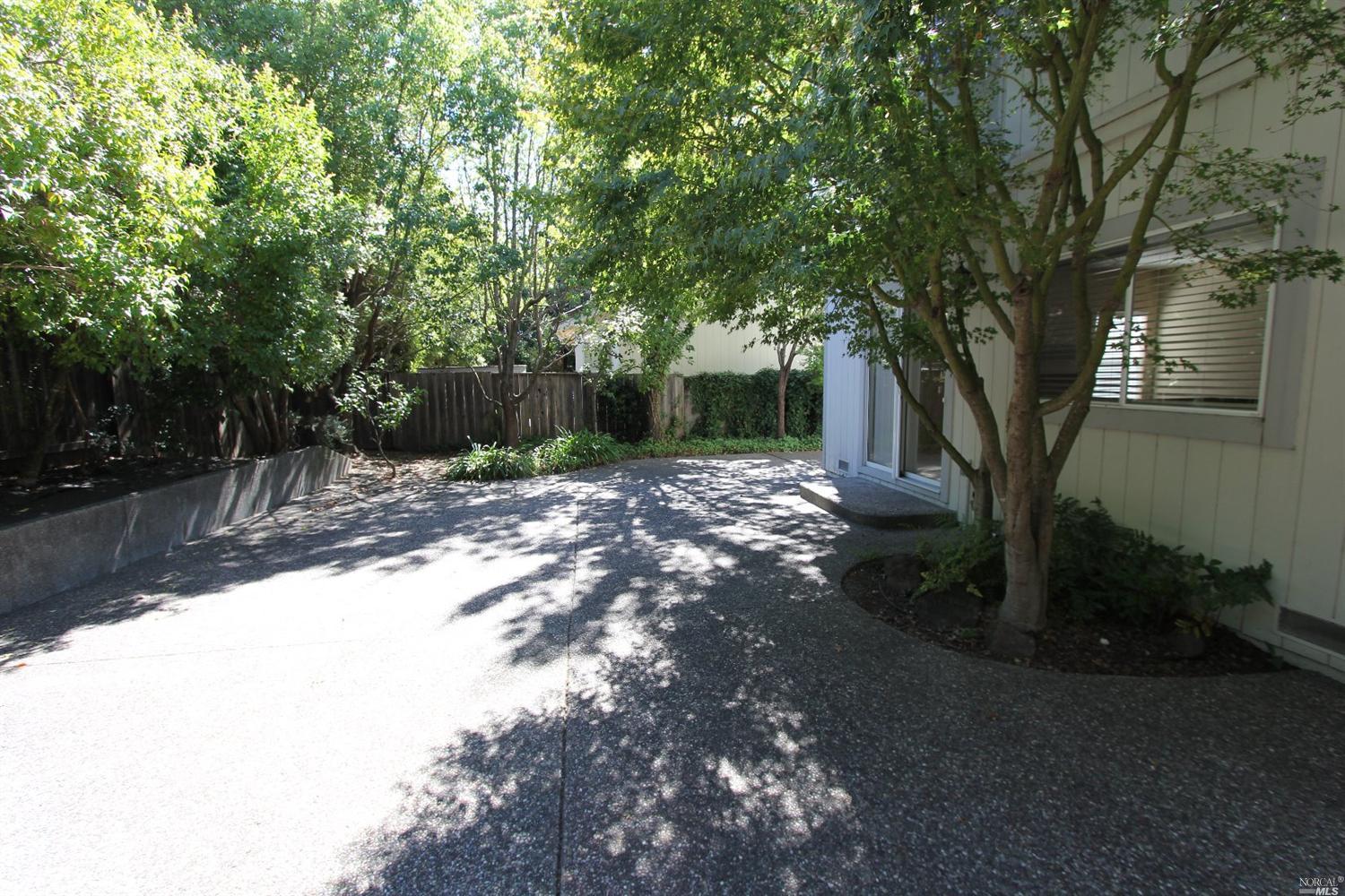 8608 Planetree Dr, Windsor, CA 95492 photo 14