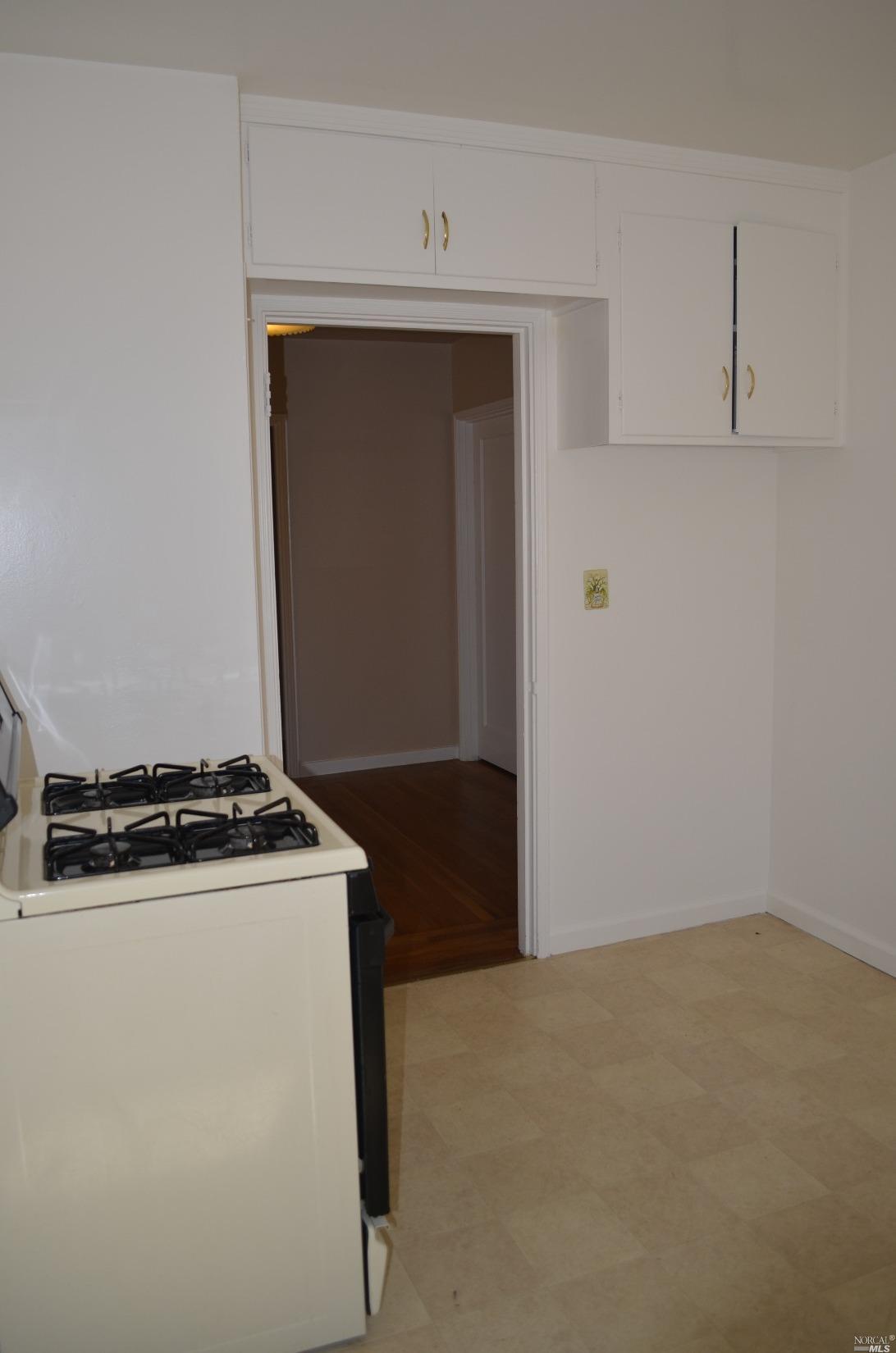 100 Foster St, Vallejo, CA 94591 photo 5