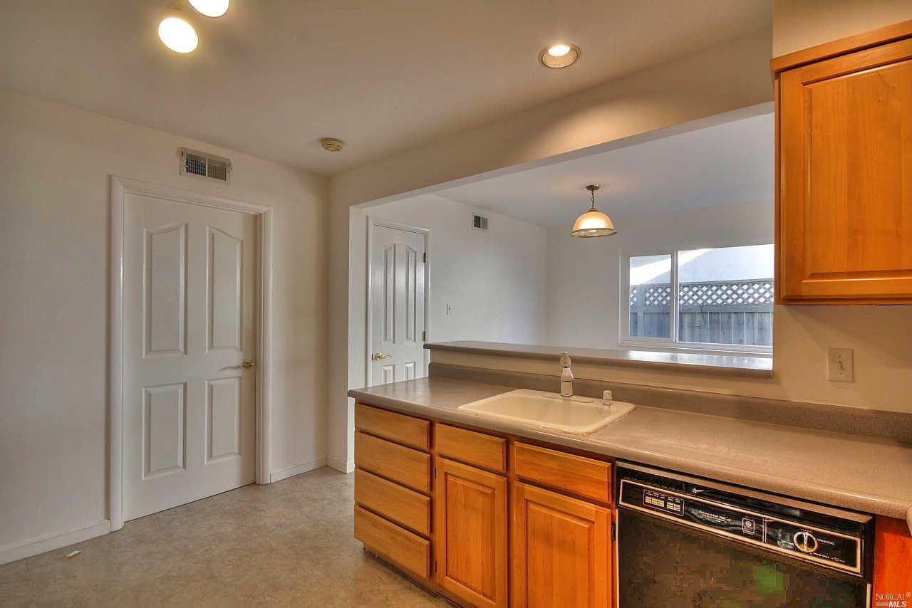 21 Pacific Queen Psge, Corte Madera, CA 94925 photo 6