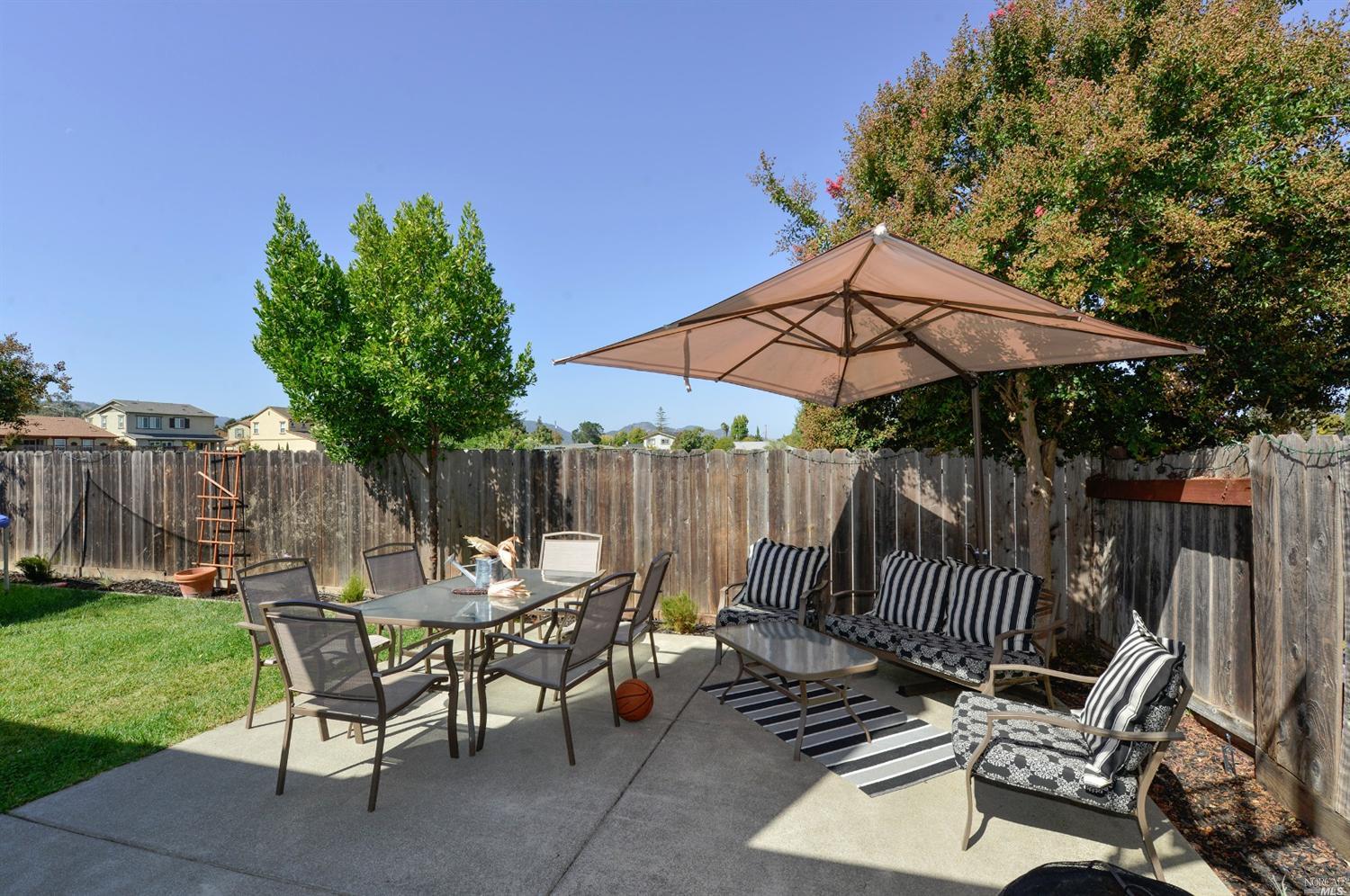 2102 Devonshire Dr, Napa, CA 94558 photo 12