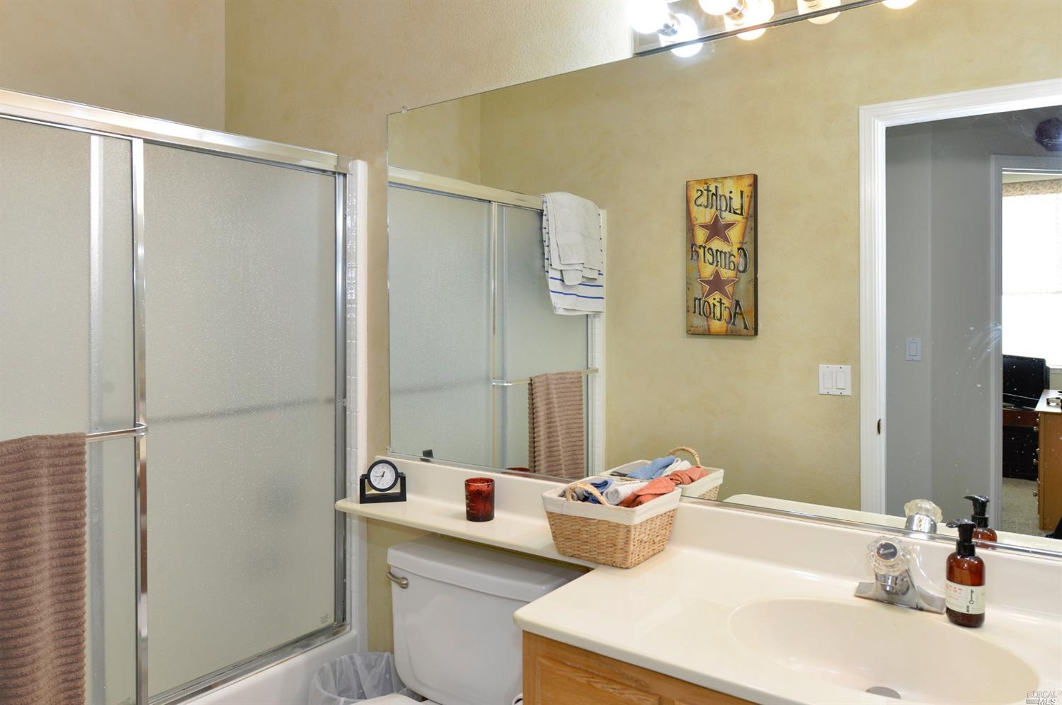 2102 Devonshire Dr, Napa, CA 94558 photo 11