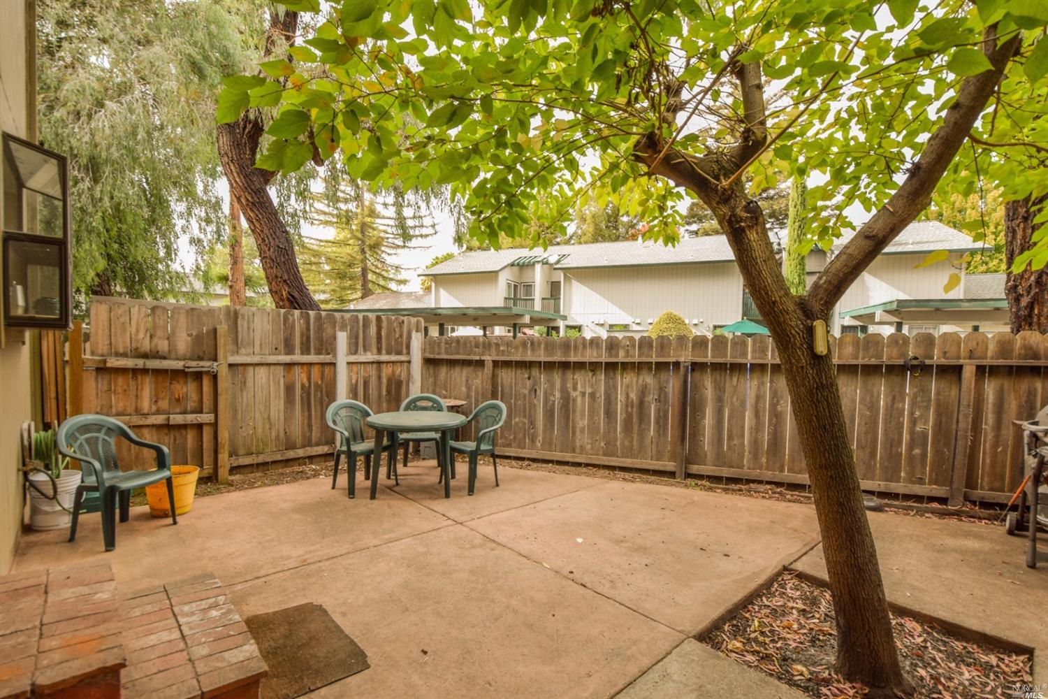 349 Freeway Dr, Napa, CA 94558 photo 24