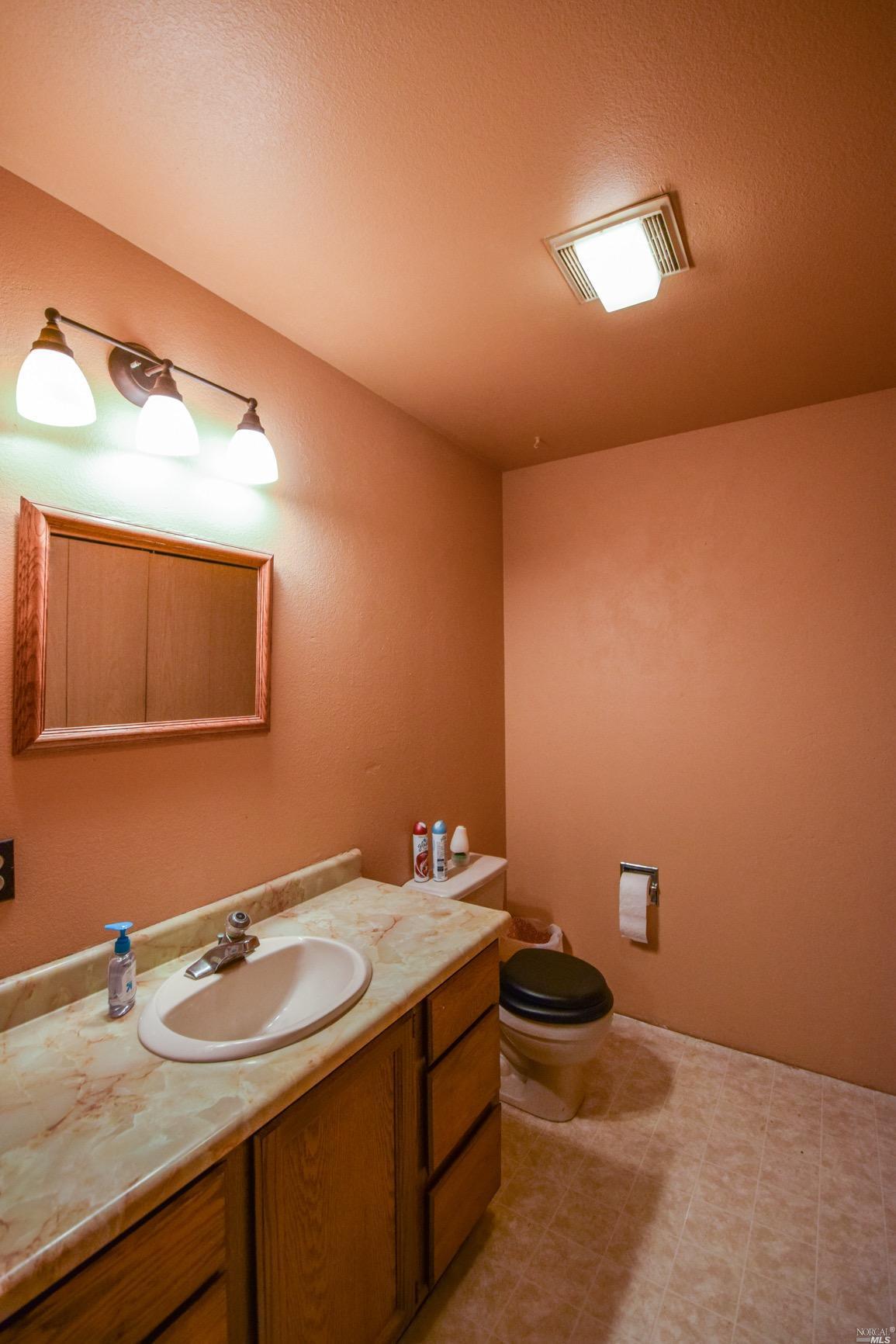 349 Freeway Dr, Napa, CA 94558 photo 11
