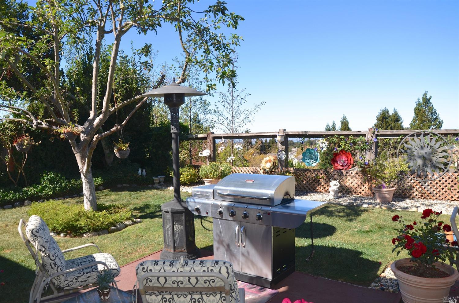 49 Canterbury Cir, Vallejo, CA 94591 photo 25