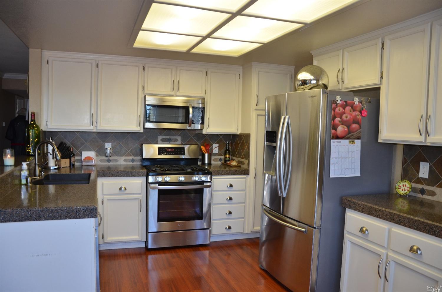 49 Canterbury Cir, Vallejo, CA 94591 photo 6