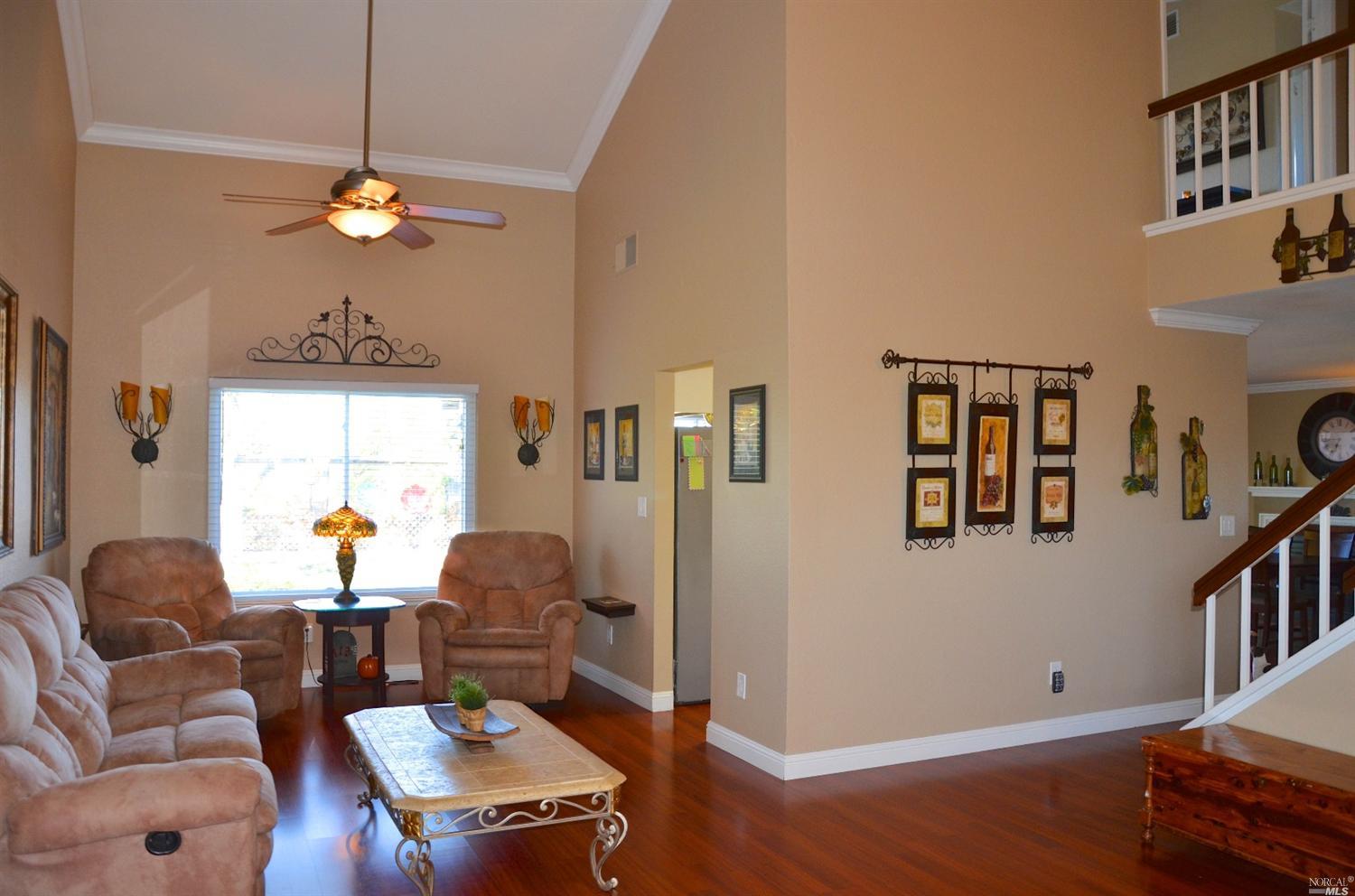 49 Canterbury Cir, Vallejo, CA 94591 photo 3