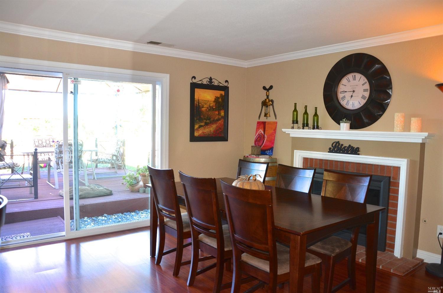49 Canterbury Cir, Vallejo, CA 94591 photo 9