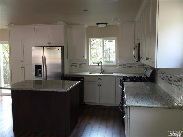 2930 Lakeview Rd, Nice, CA 95464 photo 3