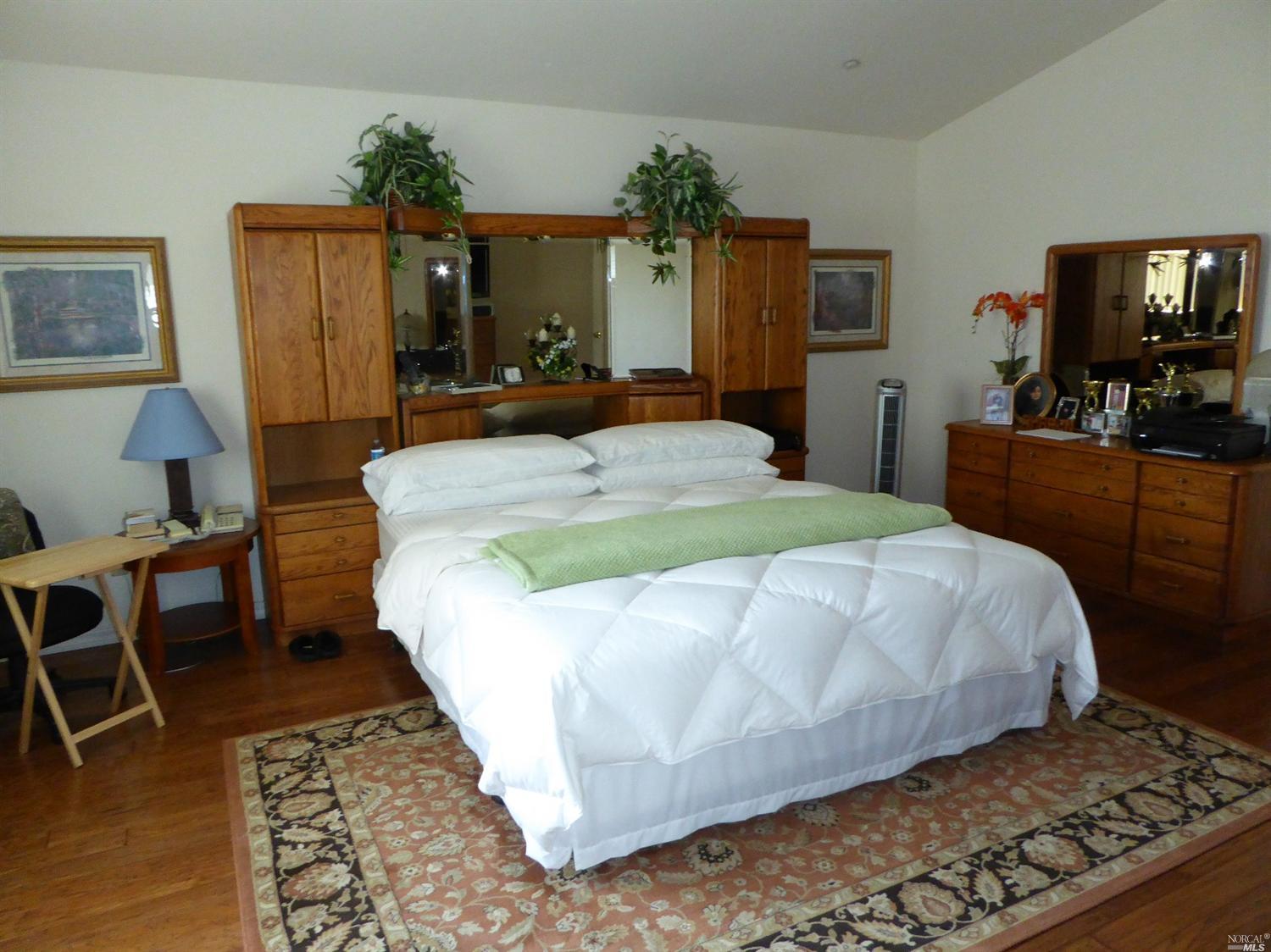 1479 Legend Cir, Vallejo, CA 94591 photo 13
