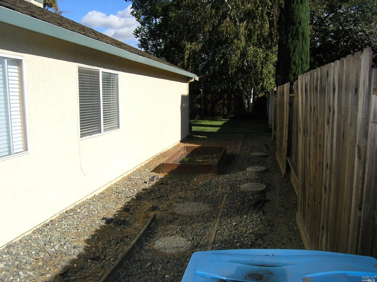 420 Coleman Dr, Dixon, CA 95620 photo 20