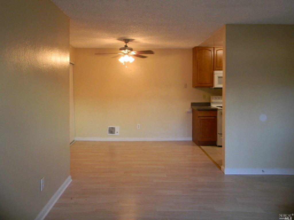 423 Gregory Ln #28, Fairfield, CA 94533 photo 1