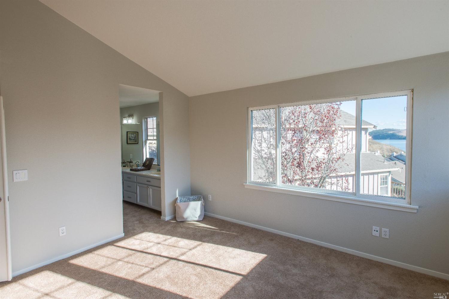 75 Marina Ridge Ct, Vallejo, CA 94591 photo 6