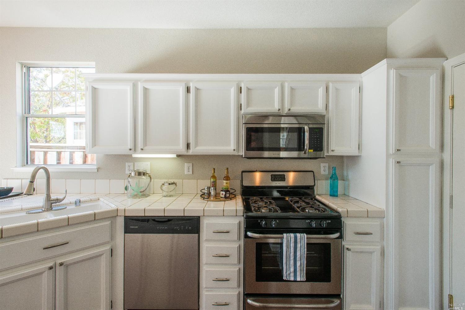75 Marina Ridge Ct, Vallejo, CA 94591 photo 8