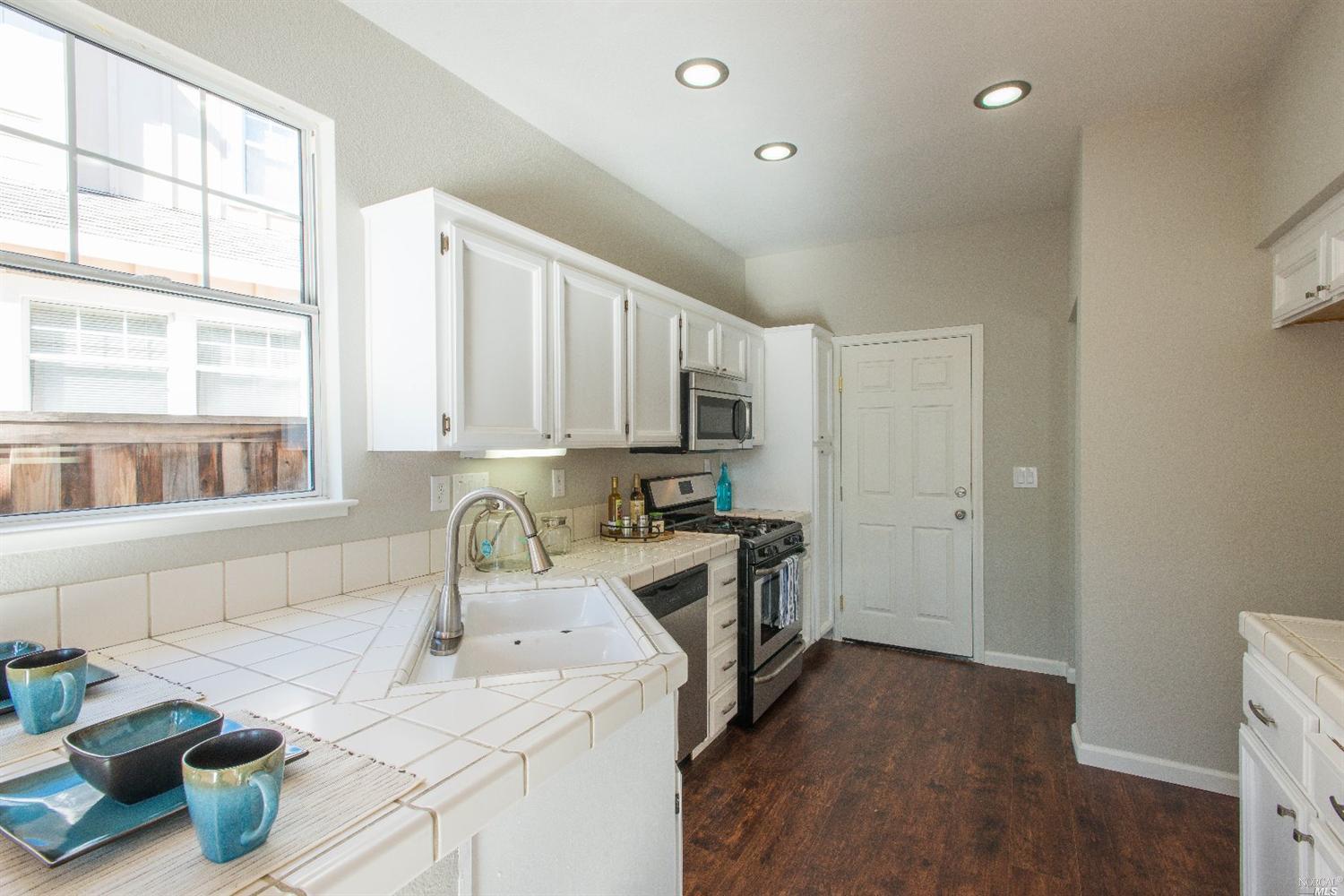 75 Marina Ridge Ct, Vallejo, CA 94591 photo 7