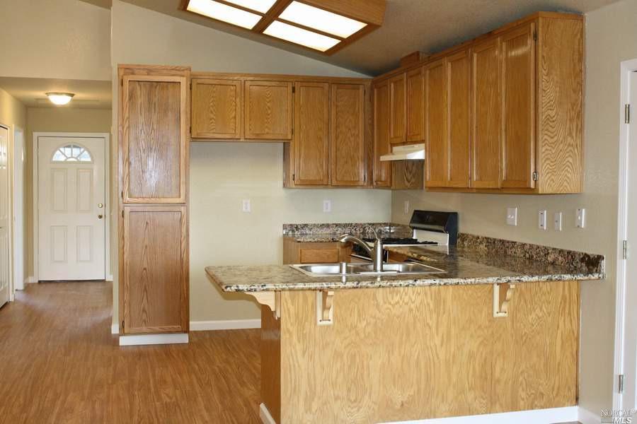 514 Miller Ln, Windsor, CA 95492 photo 7