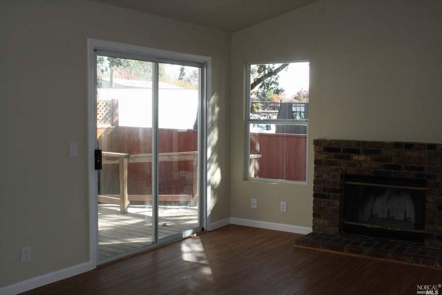 514 Miller Ln, Windsor, CA 95492 photo 11