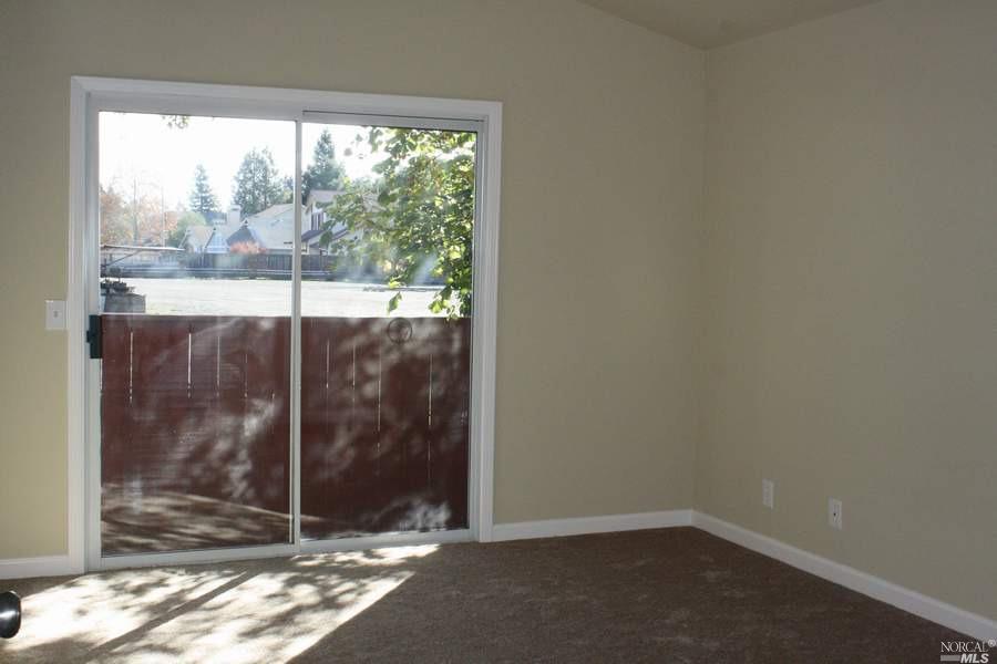 514 Miller Ln, Windsor, CA 95492 photo 16