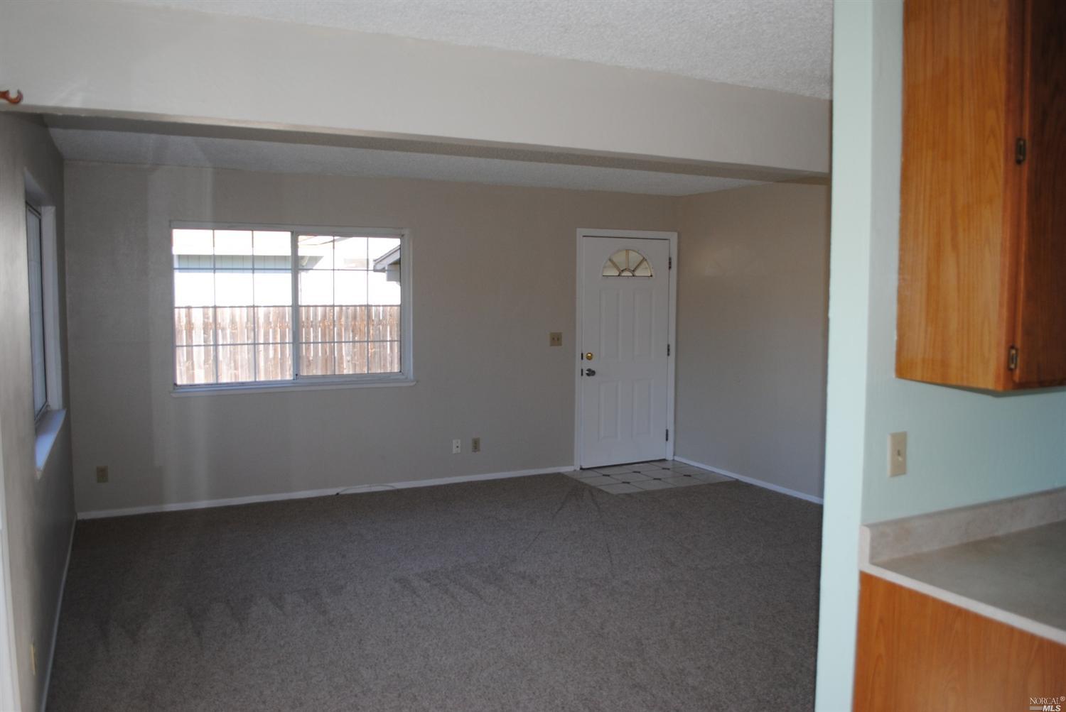 9689 Binggelli Dr, Windsor, CA 95492 photo 4