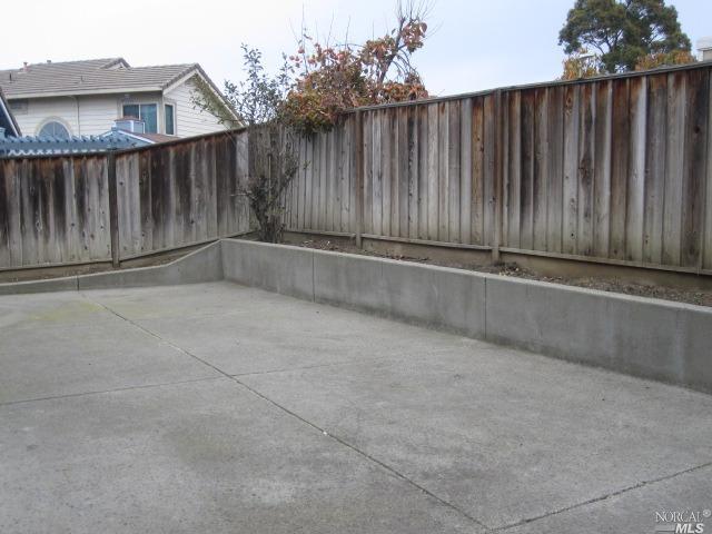246 Knights Cir, Vallejo, CA 94591 photo 3