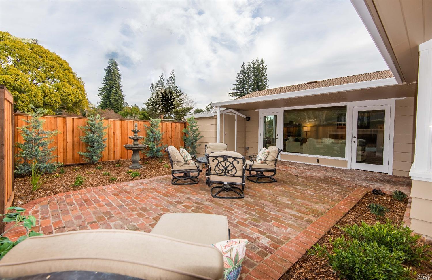 2201 E Haven Dr, Santa Rosa, CA 95409 photo 10