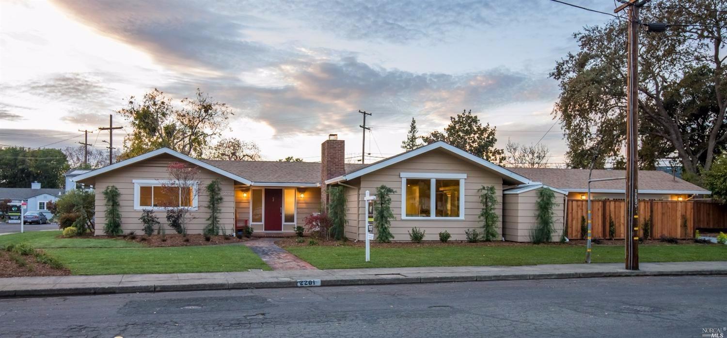 2201 E Haven Dr, Santa Rosa, CA 95409 photo 1