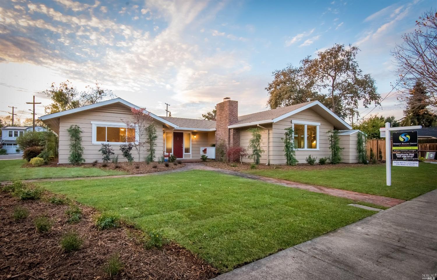 2201 E Haven Dr, Santa Rosa, CA 95409 photo 2
