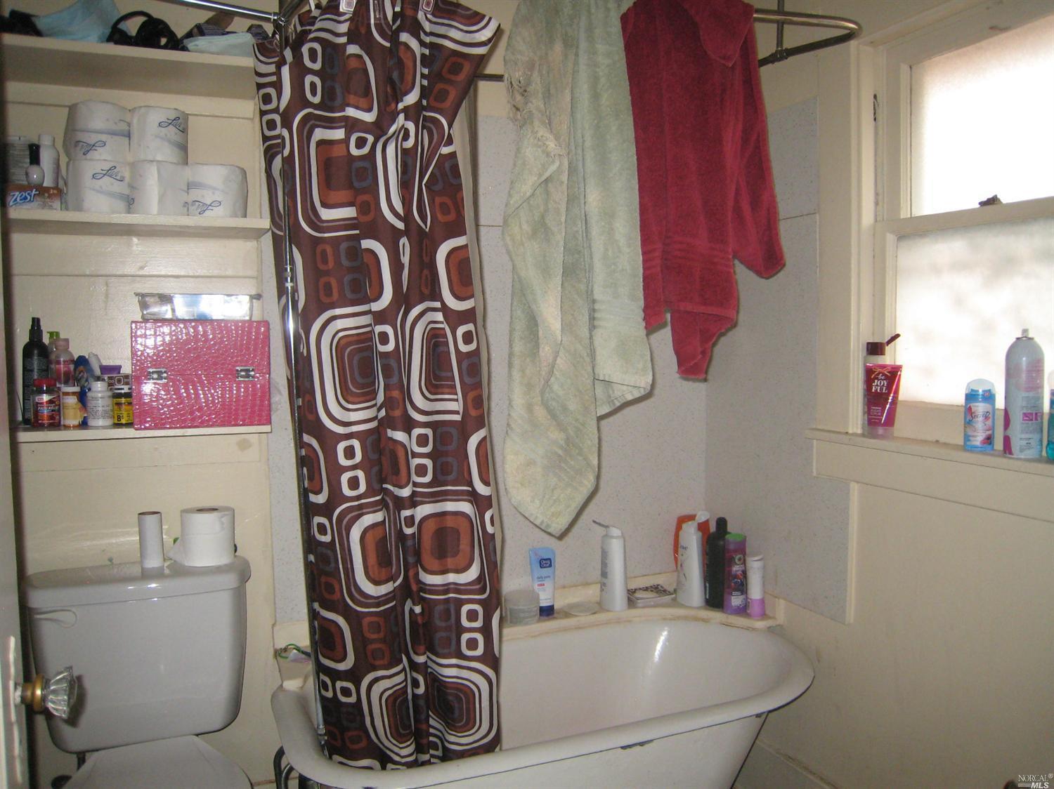11 Broadway St, Vallejo, CA 94590 photo 10