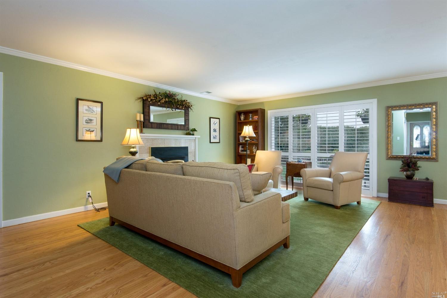 89 Birch Ave, Corte Madera, CA 94925 photo 4