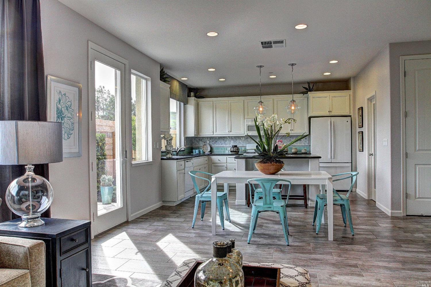 1368 Encore Dr, Fairfield, CA 94534 photo 8