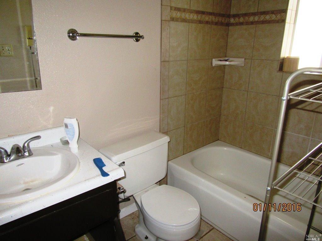 329 Pecan St, Vallejo, CA 94589 photo 8