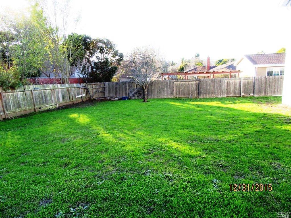 329 Pecan St, Vallejo, CA 94589 photo 13