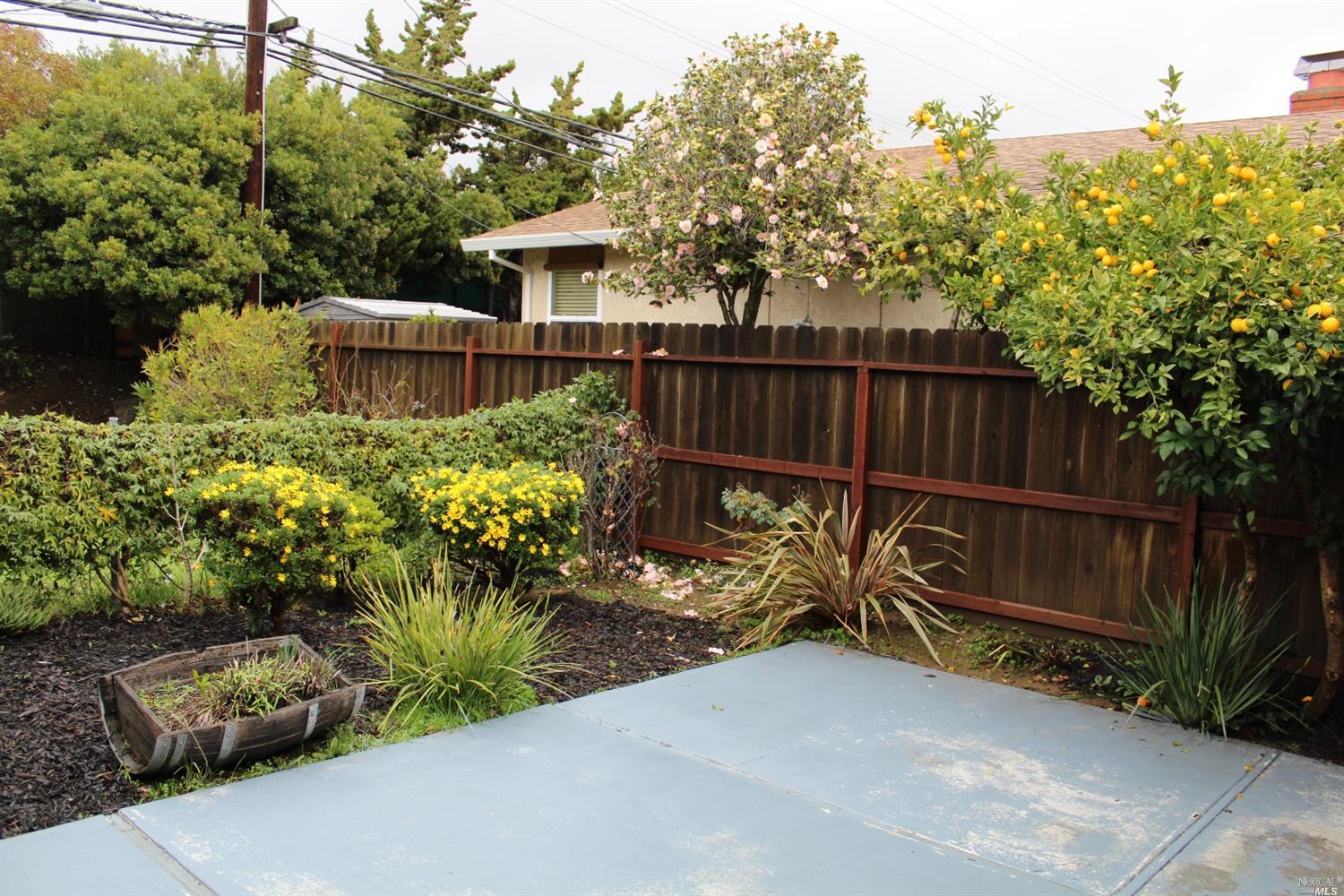 136 Cima Dr, Vallejo, CA 94589 photo 3