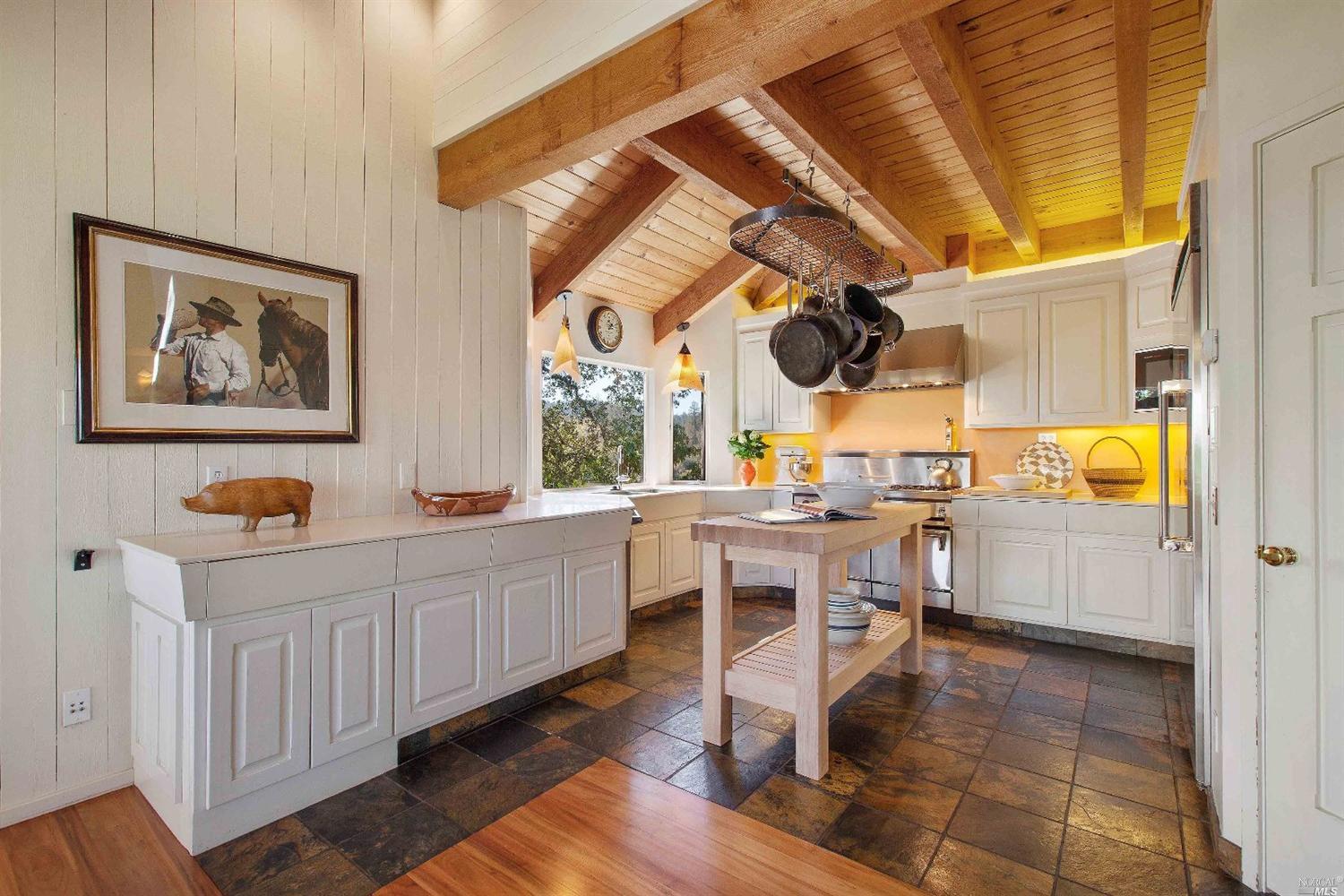 Undisclosed, Healdsburg, CA 95448 photo 10