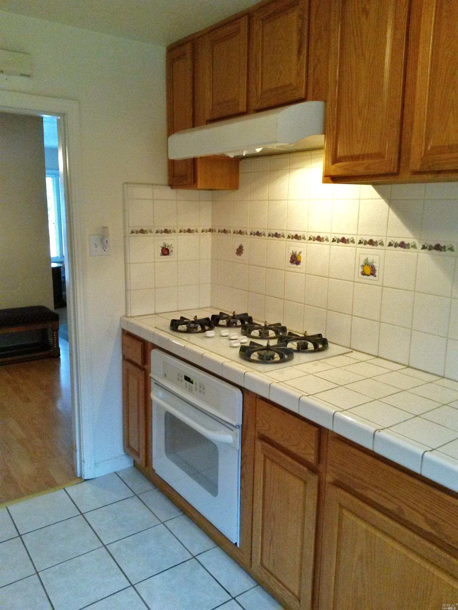 225 Elm St, Vacaville, CA 95688 photo 12