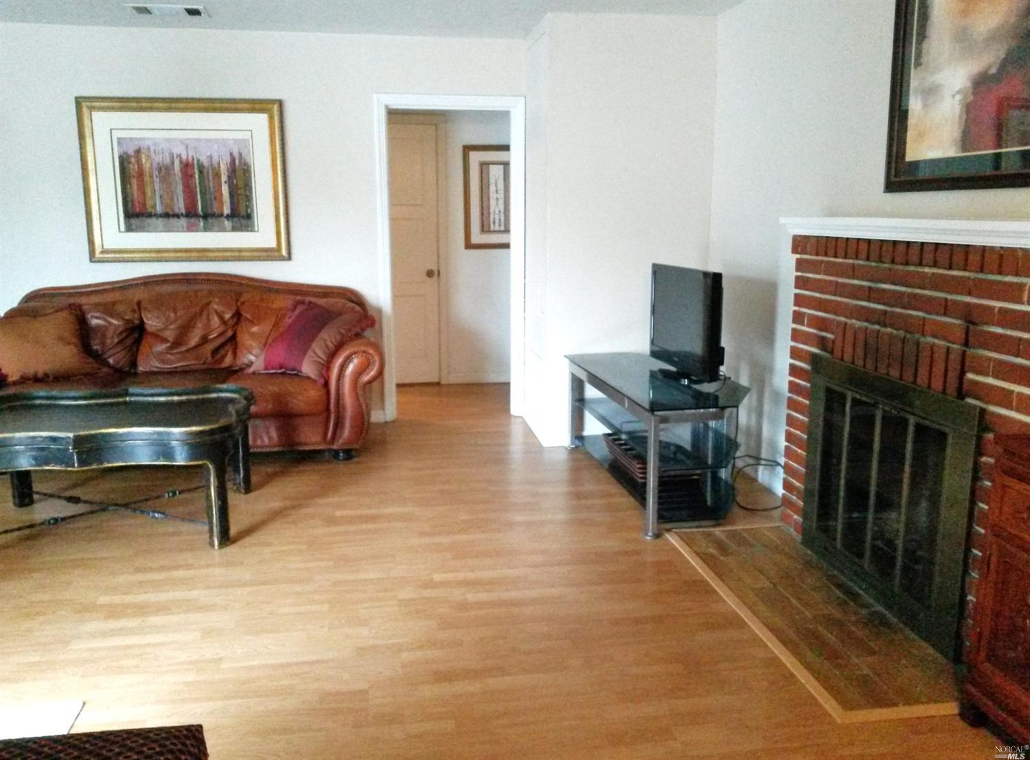 225 Elm St, Vacaville, CA 95688 photo 8