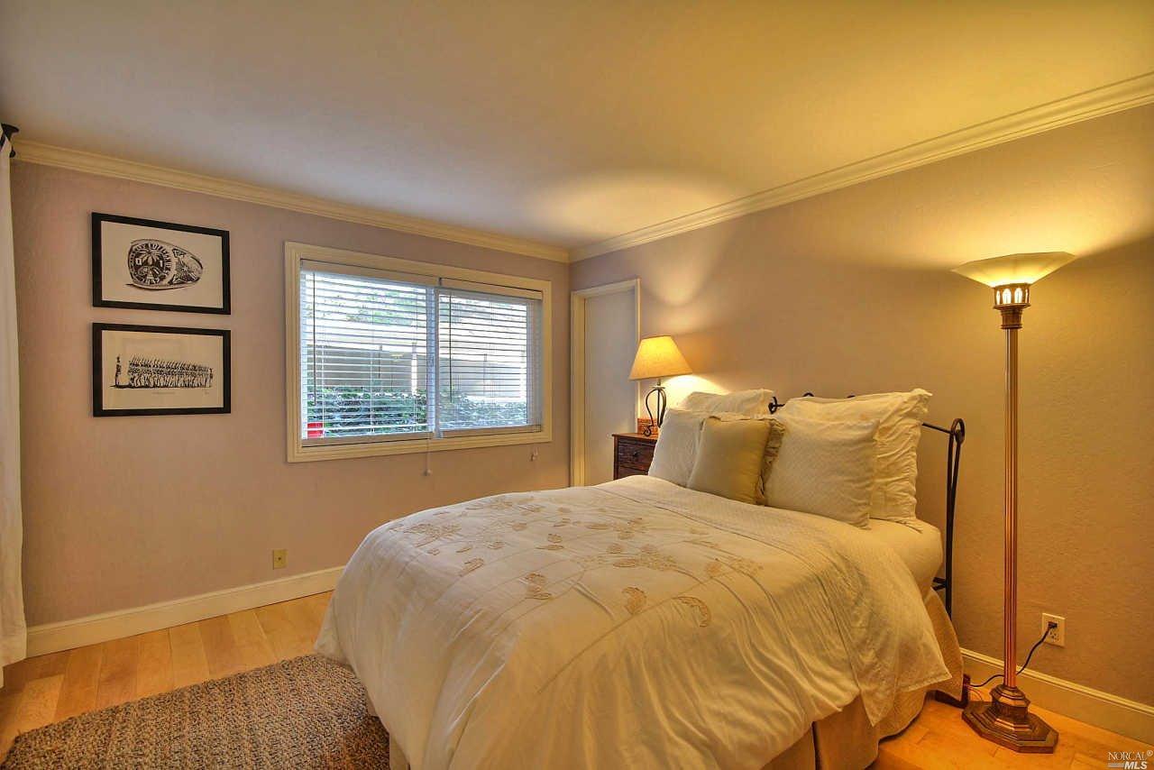 12 Anchorage Rd, Sausalito, CA 94965 photo 13