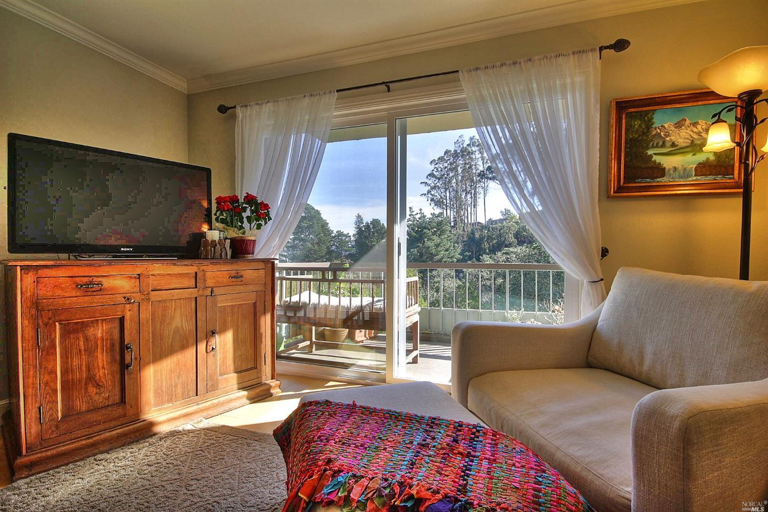12 Anchorage Rd, Sausalito, CA 94965 photo 4