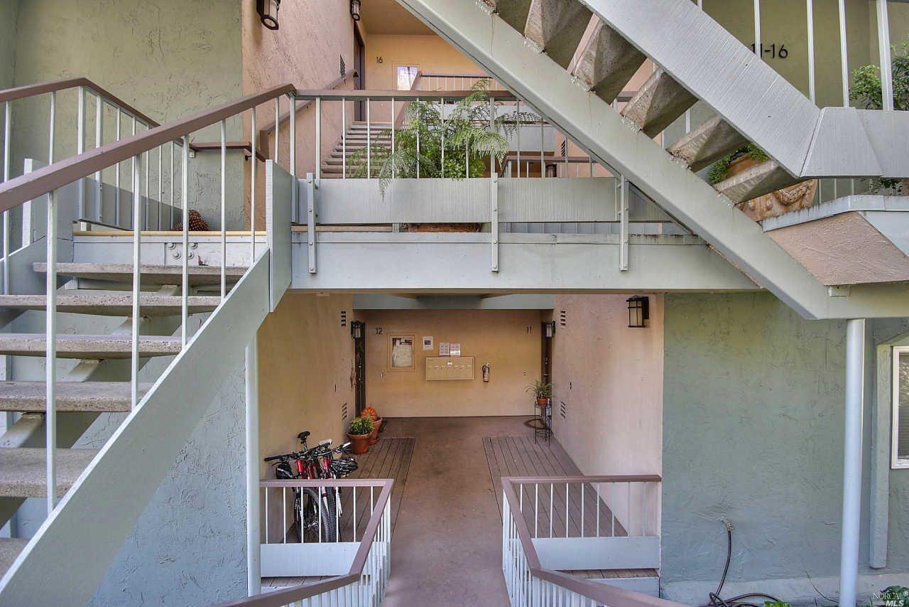 12 Anchorage Rd, Sausalito, CA 94965 photo 22
