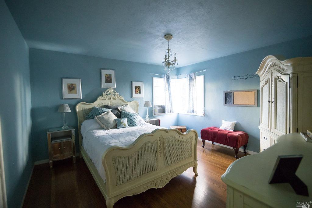 235 Fleming Ave, Vallejo, CA 94590 photo 3